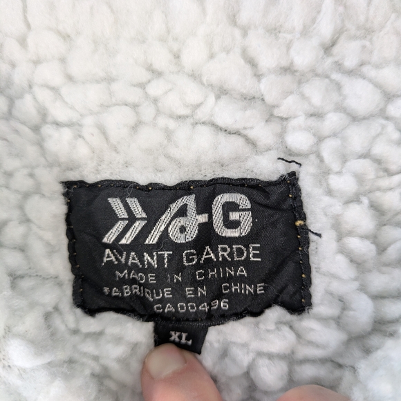 Vintage Avant Garde Men's Blue Denim Jacket Coat with Sherpa Lining Size  XL - Picture 10 of 16